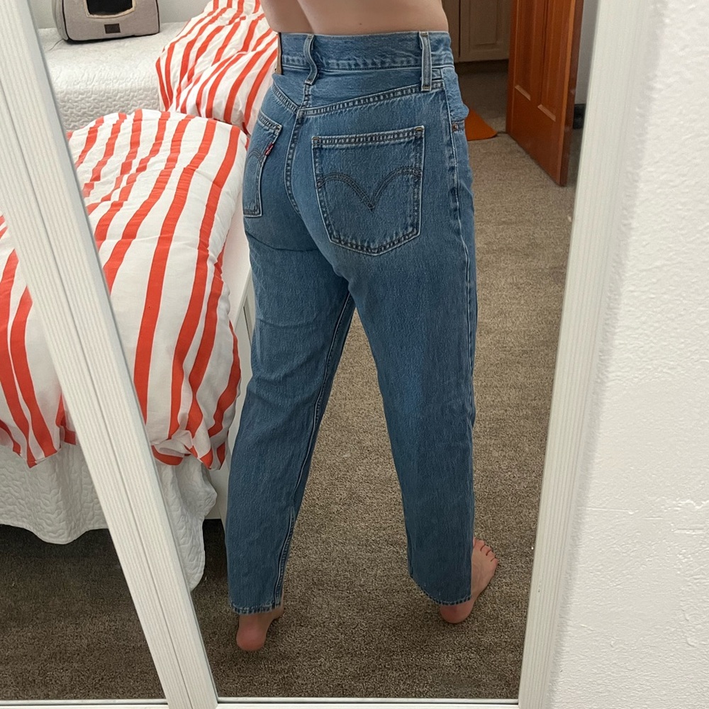 Blue dark classic levis